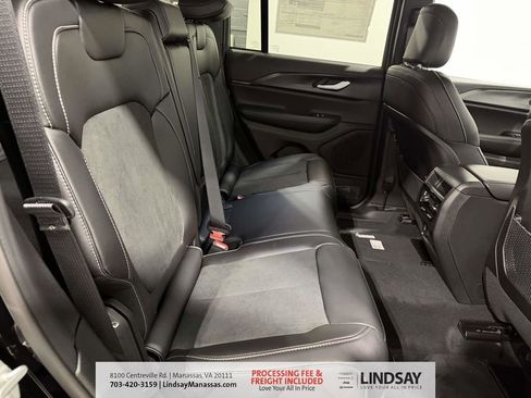 New 2025 Jeep Grand Cherokee Altitude AWD/4WD image 10