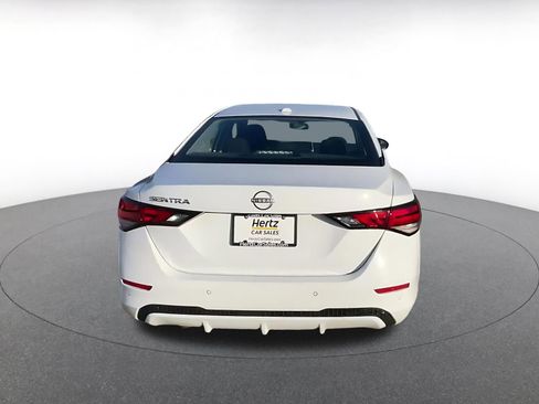 Used 2025 Nissan Sentra SV image 12
