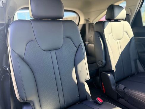 Used 2022 Kia Sorento SX image 19