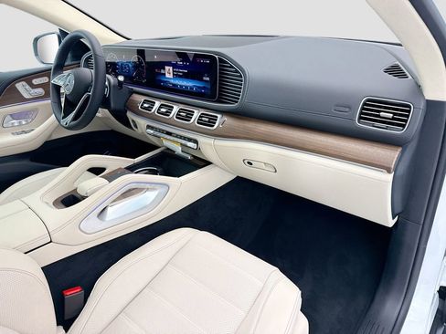 New 2026 Mercedes-Benz GLE 450 4MATIC Coupe image 16
