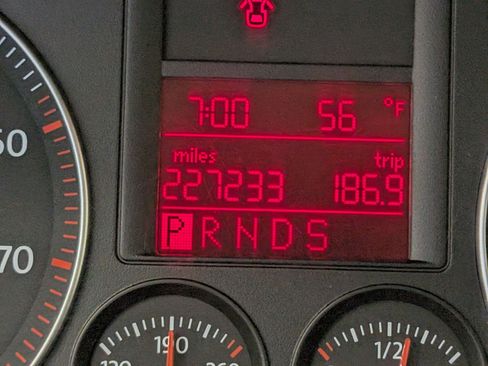 Used 2007 Volkswagen Jetta Wolfsburg Edition image 19