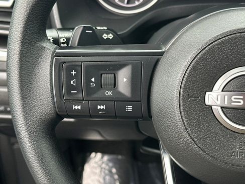Used 2024 Nissan Rogue SV AWD/4WD image 31