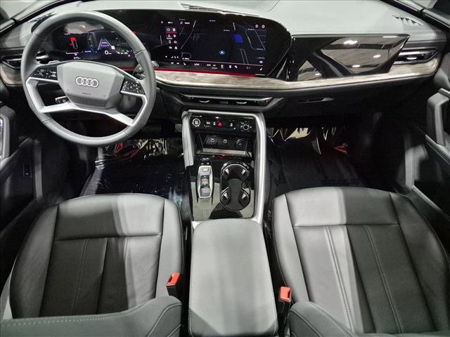 Used 2025 Audi Q5 Premium AWD/4WD image 19