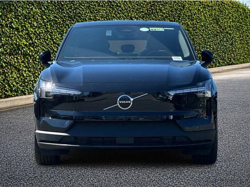 New 2025 Volvo EX30 Plus w/ Protection Package Premier AWD/4WD image 9
