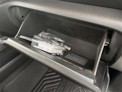 Used 2020 GMC Sierra 1500 AT4 w/ AT4 Premium Package image 9