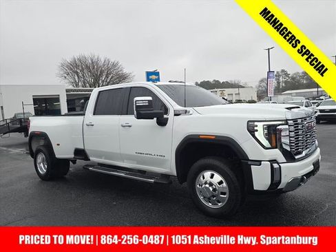 Certified 2024 GMC Sierra 3500 Denali w/ Denali Reserve Package image 2
