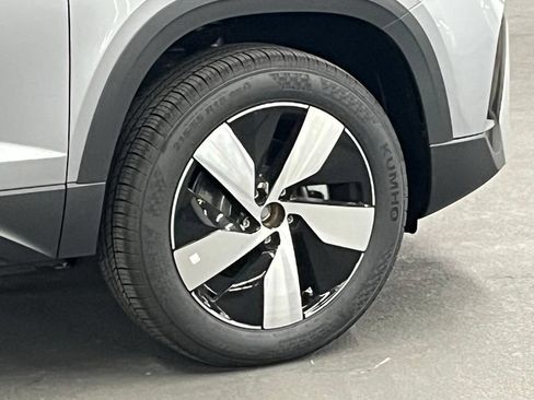 New 2026 Volkswagen Taos S AWD/4WD image 35