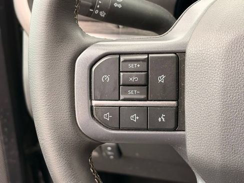 Used 2026 Ford F350 Lariat AWD/4WD image 16