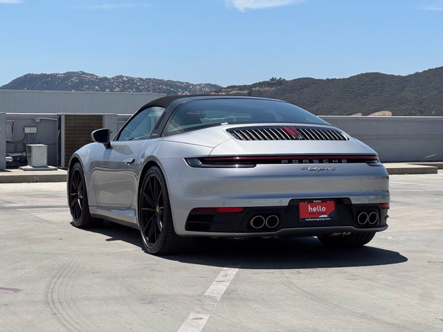 Used 2021 Porsche 911 Targa 4S AWD/4WD image 31