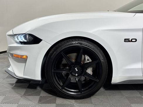 Used 2021 Ford Mustang GT Premium w/ Black Accent Package RWD image 12
