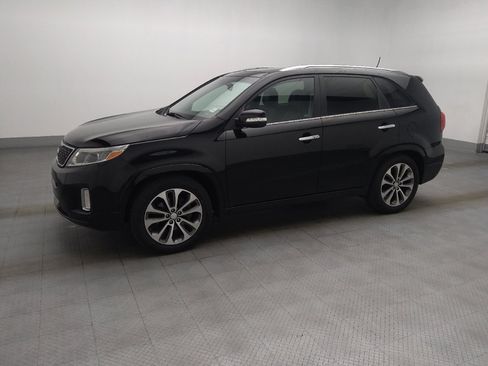 Used 2014 Kia Sorento SX w/ 3rd Row Package FWD image 2