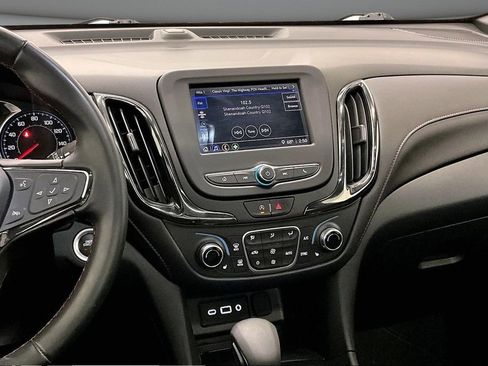 Used 2023 Chevrolet Equinox RS AWD/4WD image 9