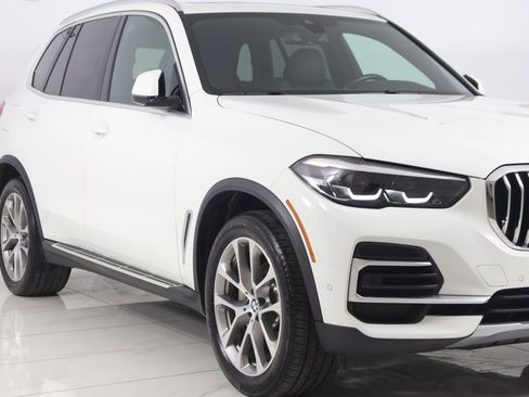 Used 2022 BMW X5 xDrive40i w/ Premium Package AWD/4WD image 42