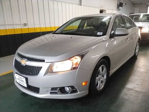 Used 2013 Chevrolet Cruze LT w/ RS Package image 2