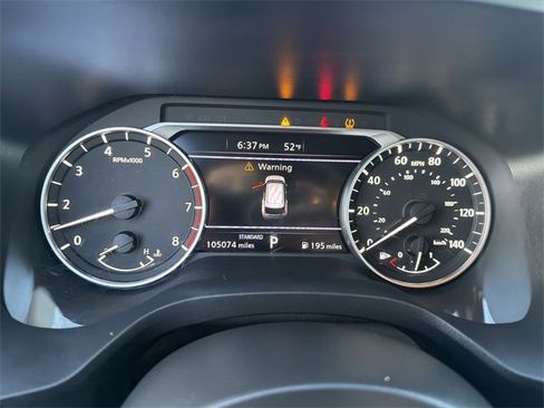 Used 2021 Nissan Rogue SV image 12