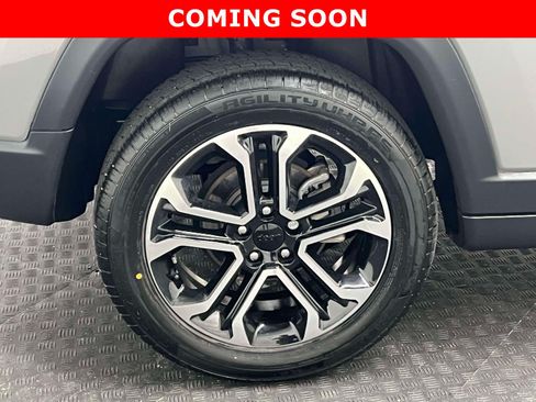 Certified 2023 Jeep Compass Limited AWD/4WD image 10