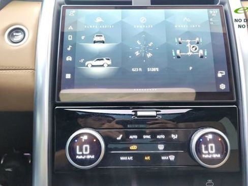 Used 2023 Land Rover Discovery HSE R-Dynamic AWD/4WD image 56