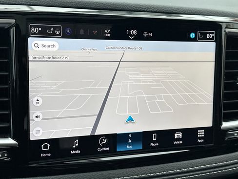 New 2026 Chrysler Pacifica Limited w/ Uconnect Theater Family Group image 21