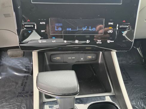 Used 2024 Hyundai Tucson SEL FWD image 16