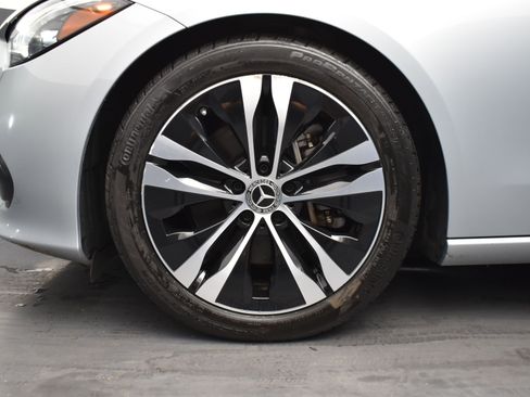 Used 2022 Mercedes-Benz C 300 4MATIC Sedan image 5