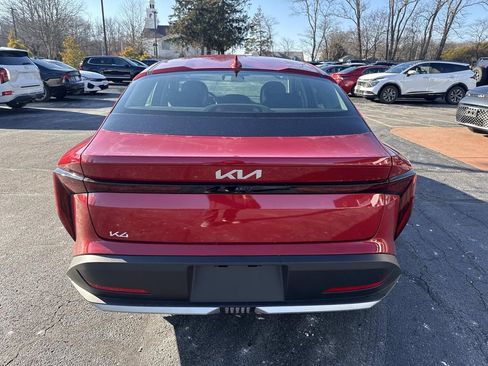 New 2025 Kia K4 LXS image 3