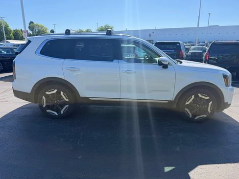 Used 2025 Kia Telluride EX AWD/4WD image 5