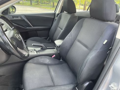 Used 2012 MAZDA MAZDA3 i Touring FWD image 20