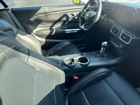 Used 2025 Ford Mustang Premium RWD image 3