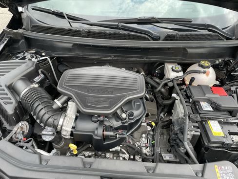 Certified 2023 Cadillac XT5 Premium Luxury w/ Technology Package AWD/4WD image 37