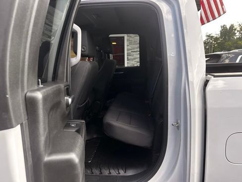 Used 2024 GMC Sierra 2500 Pro AWD/4WD image 17
