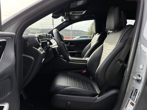 Used 2025 Mercedes-Benz GLC 300 GLC 300 image 15