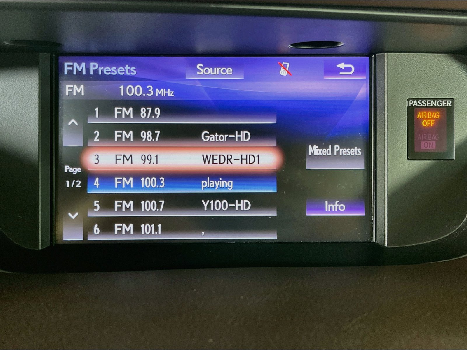 Used 2017 Lexus ES 350 w/ Luxury Package FWD image 19