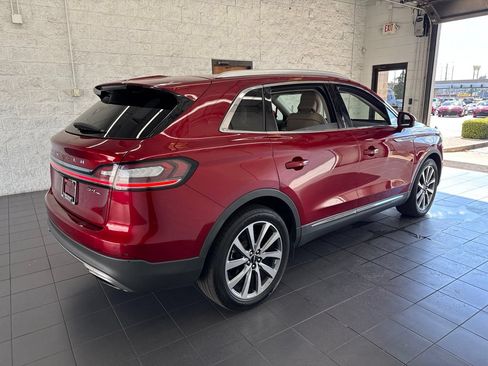 Used 2019 Lincoln Nautilus Select AWD/4WD image 8