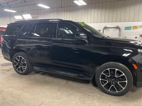 Used 2021 Chevrolet Tahoe RST w/ Luxury Package image 3