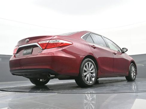 Used 2017 Toyota Camry XLE image 43