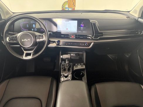 Used 2023 Kia Sportage EX AWD/4WD image 5