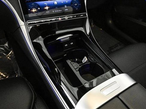Certified 2025 Mercedes-Benz C 300 4MATIC Sedan image 13