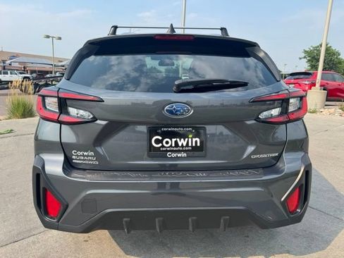 Used 2024 Subaru Crosstrek 2.0i AWD/4WD image 6