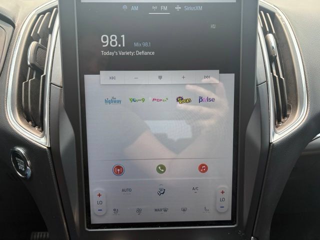 Certified 2024 Ford Edge Titanium AWD/4WD image 29