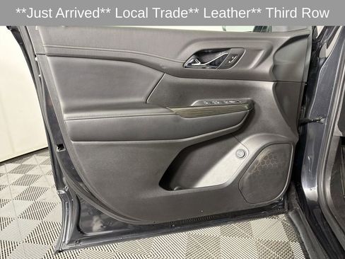 Used 2020 GMC Acadia SLT image 8