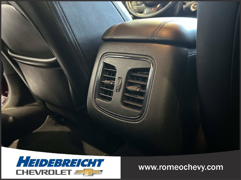 Used 2015 Chrysler 200 S w/ Comfort Group FWD image 17