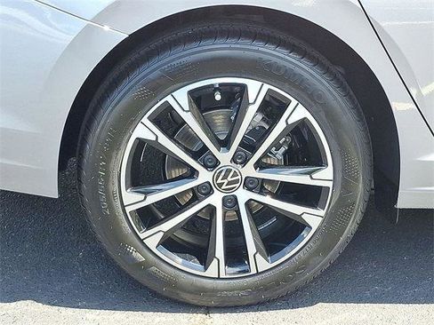 New 2025 Volkswagen Jetta Sport image 7