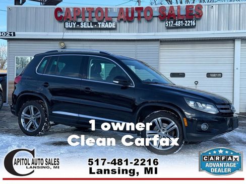 Used 2017 Volkswagen Tiguan Sport image 1