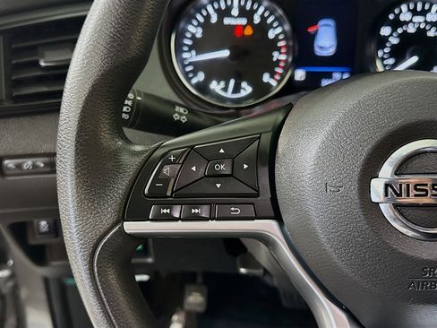 Used 2020 Nissan Rogue Sport S w/ Appearance Package FWD image 14