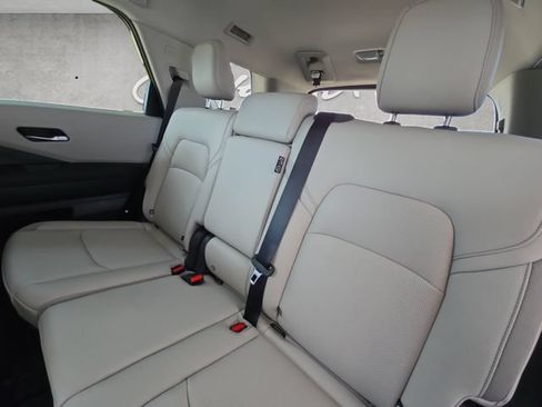 New 2026 Nissan Pathfinder SL FWD image 22