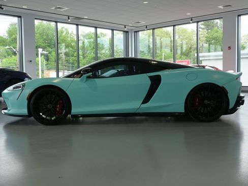 Used 2022 McLaren GT RWD image 12
