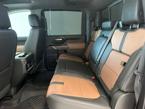Used 2023 Chevrolet Silverado 3500 High Country w/ Z71 Off-Road Package AWD/4WD image 15