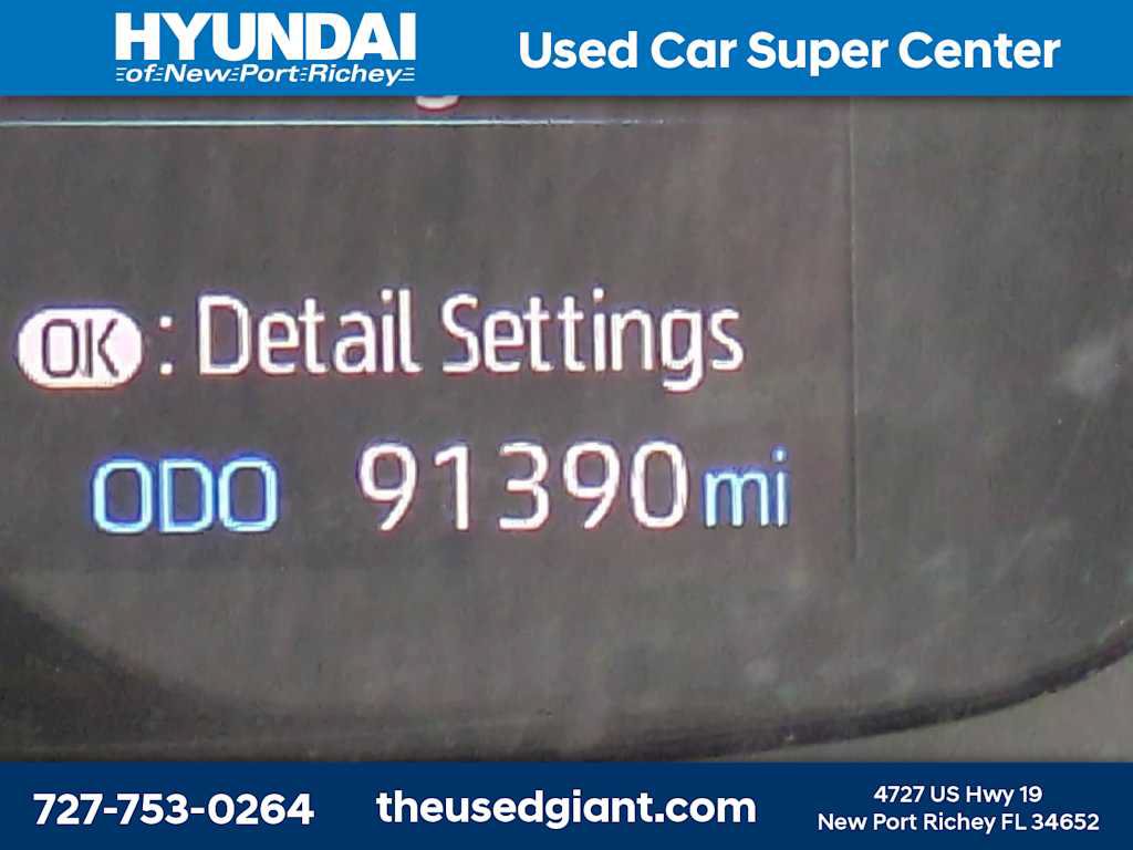Used 2020 Toyota Corolla LE w/ LE Premium Package FWD image 27
