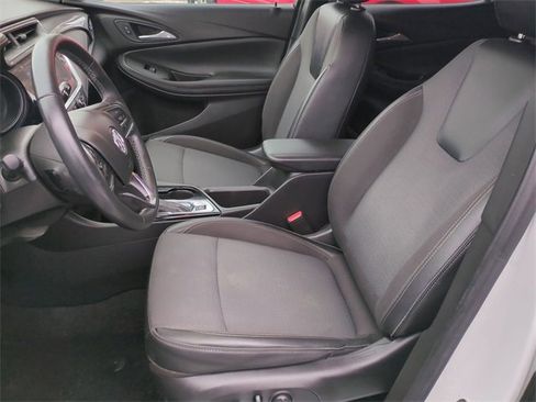 Certified 2022 Buick Encore GX Select image 19