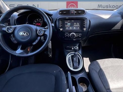 Used 2019 Kia Soul + FWD image 7